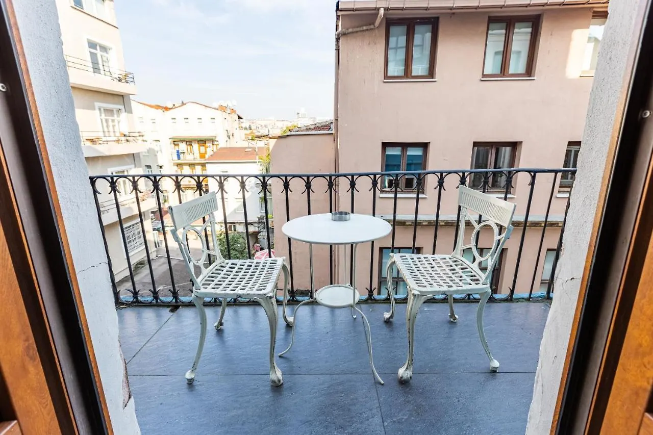 Ali Pasha Apartment Стамбул